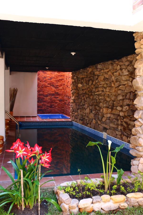Casa Rayma Hotell Contratacion Exteriör bild